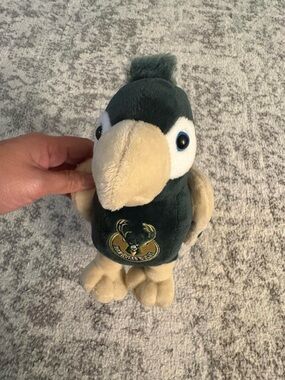 FOCO Milwaukee Bucks Parrot Plushie